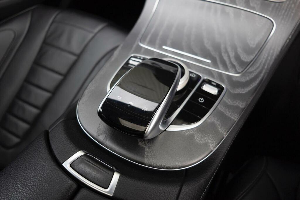 Mercedes-Benz CLS Cls 300D Amg Line Premium Plus 9G-tronic Grey #52