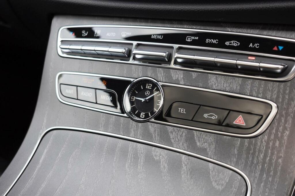 Mercedes-Benz CLS Cls 300D Amg Line Premium Plus 9G-tronic Grey #55