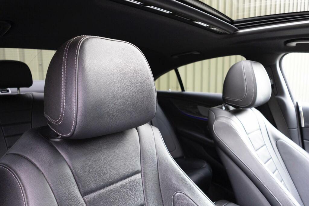 Mercedes-Benz CLS Cls 300D Amg Line Premium Plus 9G-tronic Grey #50