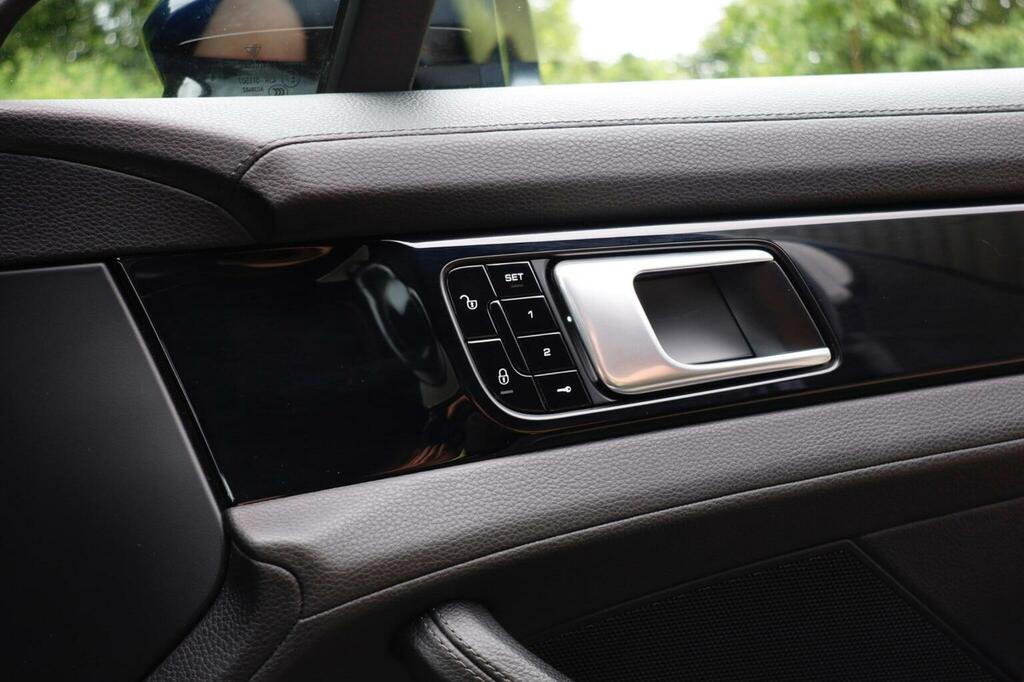 Porsche Panamera 2018 2.9 V6 E-hybrid 14Kwh 4 Sport Turismo Pet Grey #32