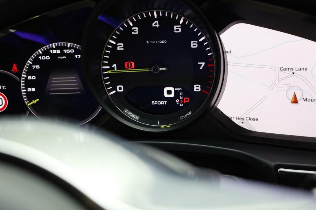 Porsche Panamera 2018 2.9 V6 E-hybrid 14Kwh 4 Sport Turismo Pet Grey #76