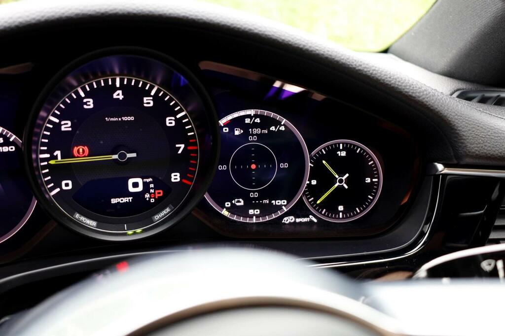 Porsche Panamera 2018 2.9 V6 E-hybrid 14Kwh 4 Sport Turismo Pet Grey #49