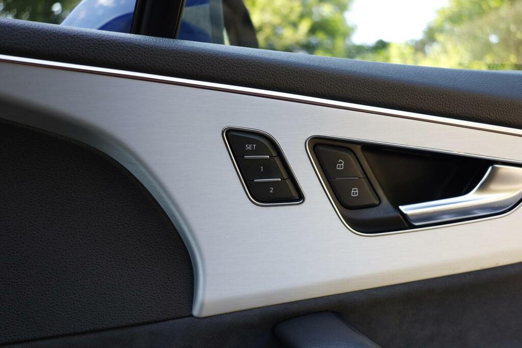 Audi Q7 S Line Blue #34