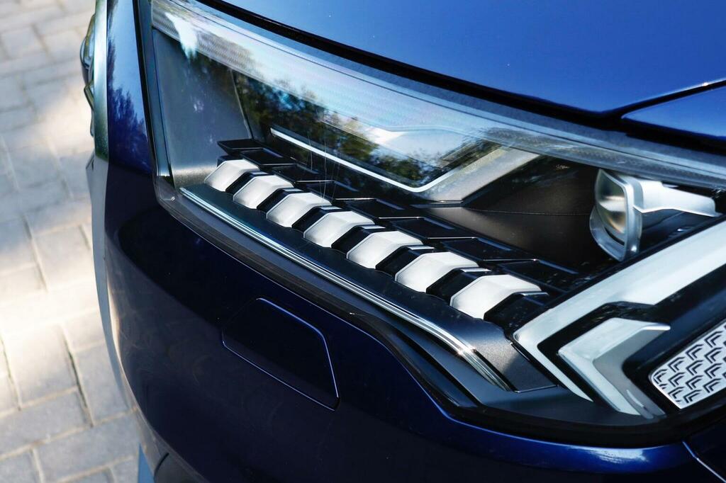 Audi Q7 S Line Blue #69