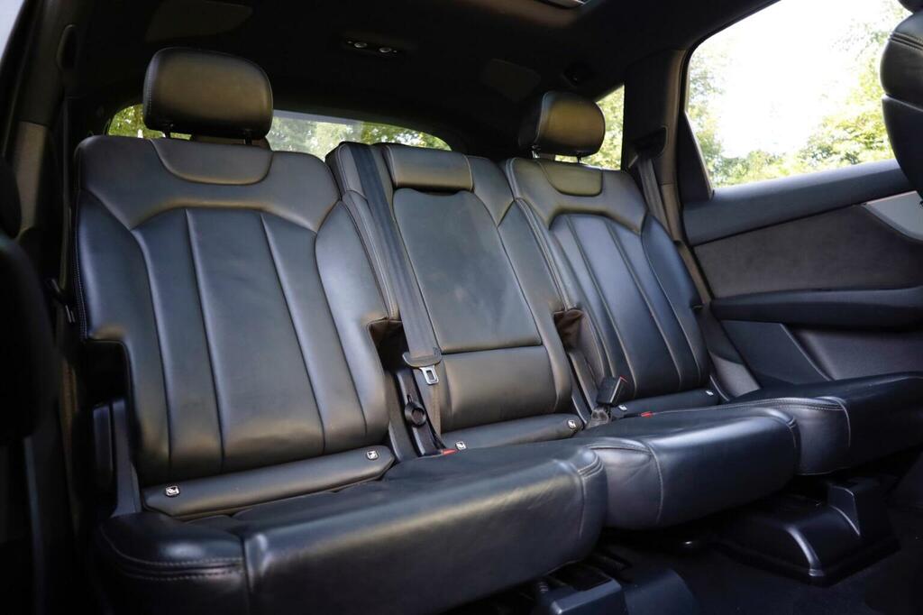 Audi Q7 S Line Blue #14