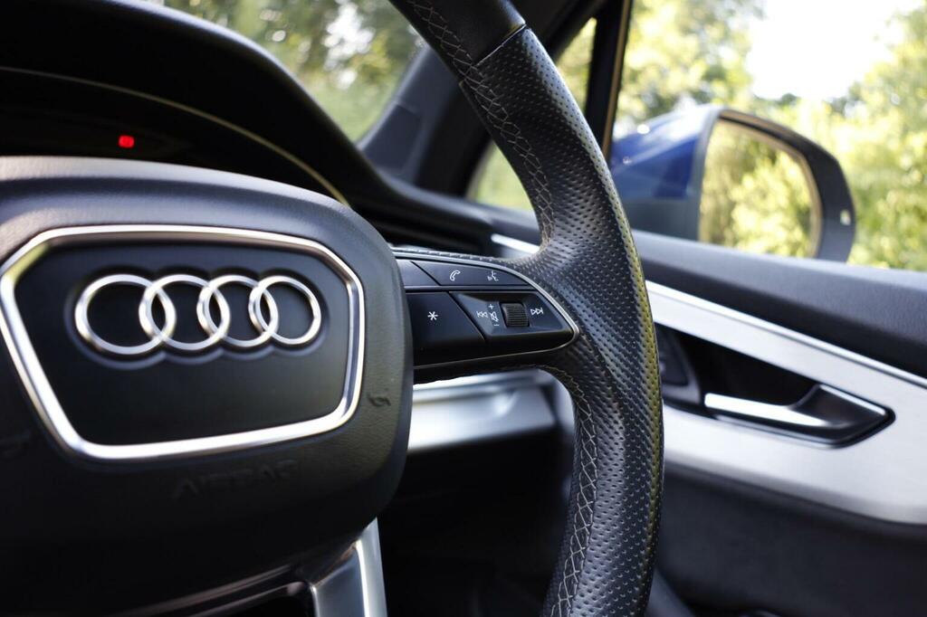 Audi Q7 S Line Blue #45