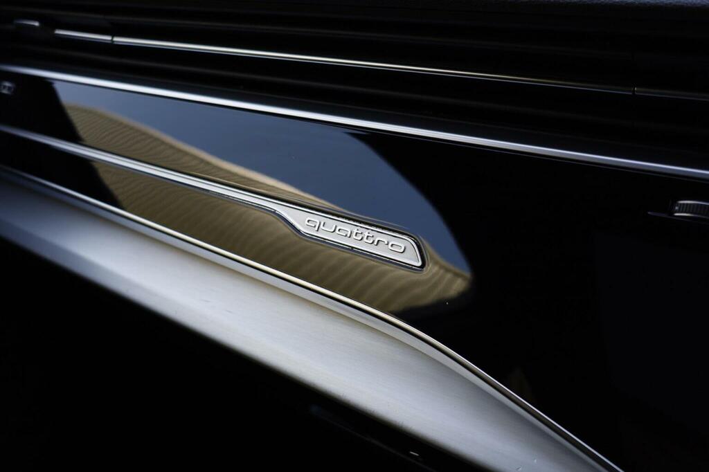 Audi Q7 S Line Blue #59
