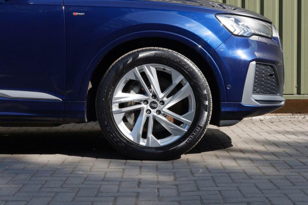 Audi Q7 S Line Blue #9