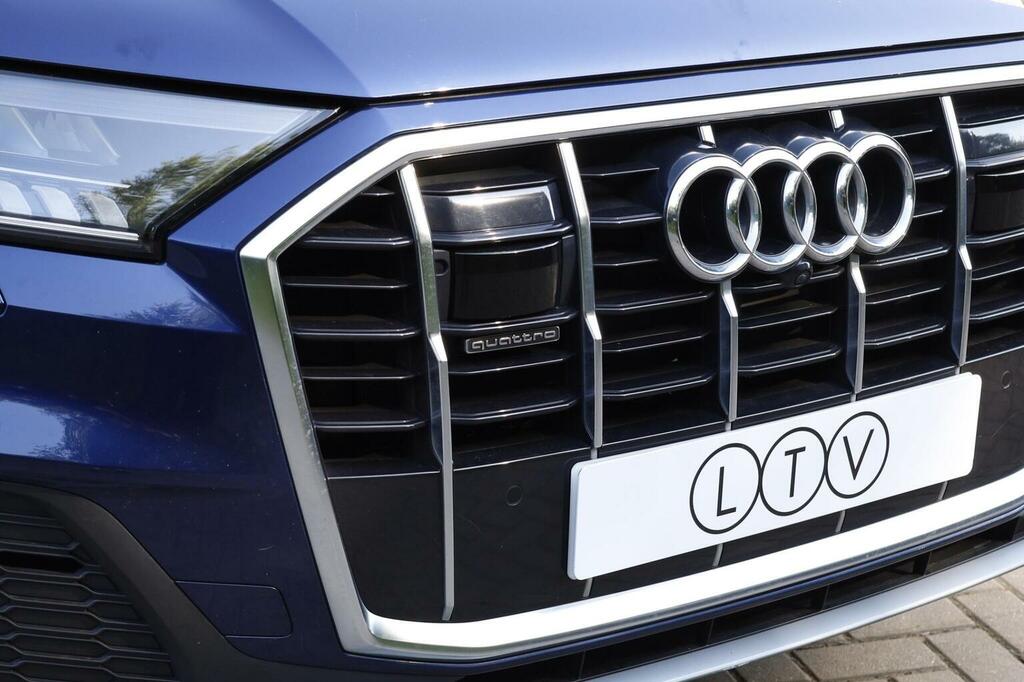 Audi Q7 S Line Blue #50