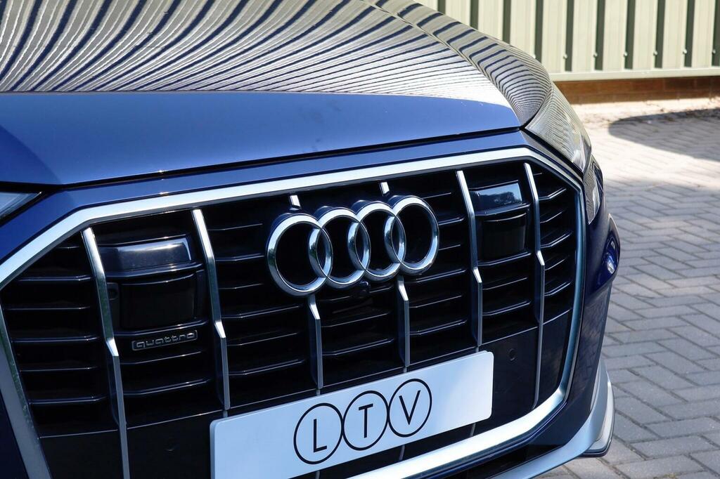 Audi Q7 S Line Blue #67