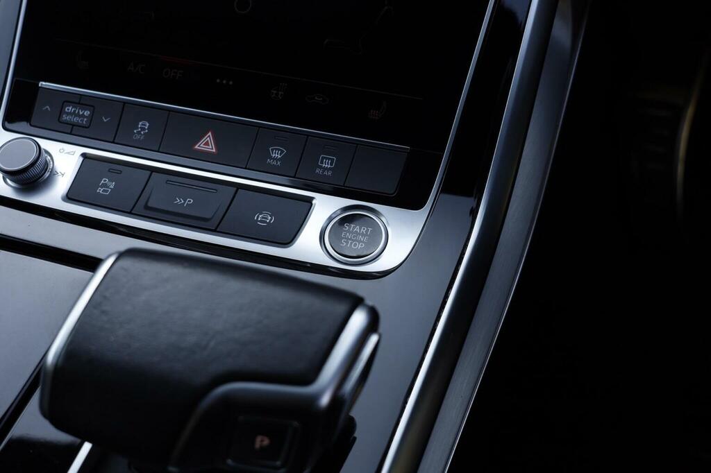 Audi Q7 S Line Blue #58