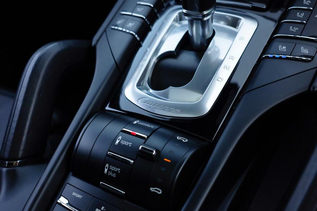Porsche Cayenne Suv Black #79