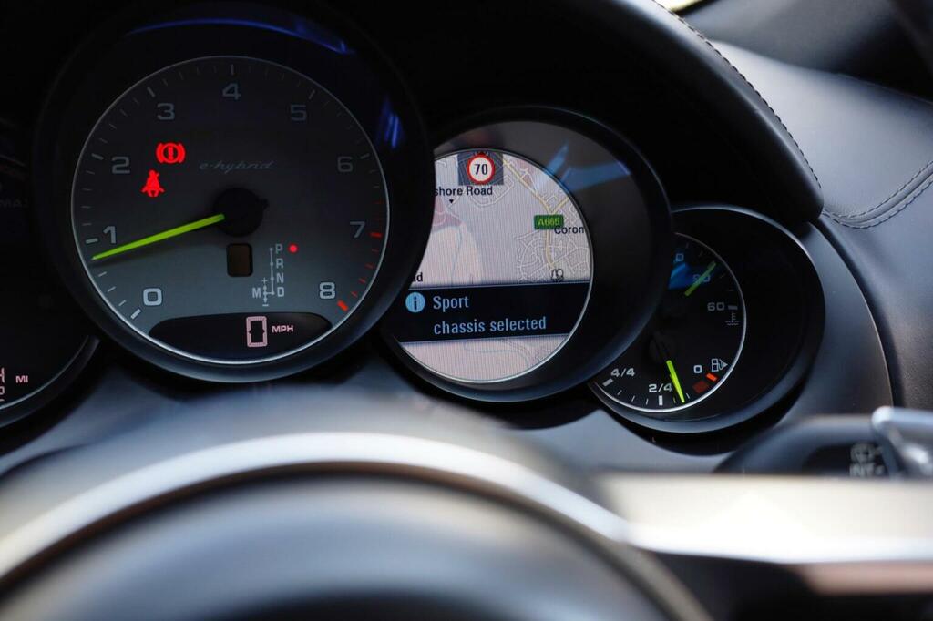 Porsche Cayenne Suv Black #32