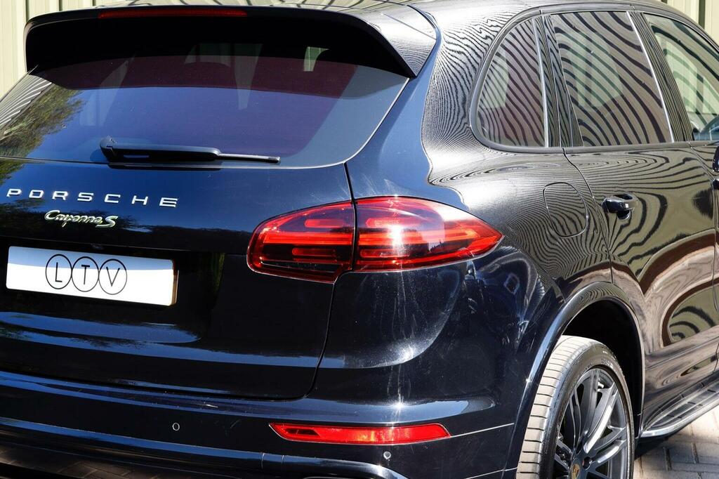 Porsche Cayenne Suv Black #89