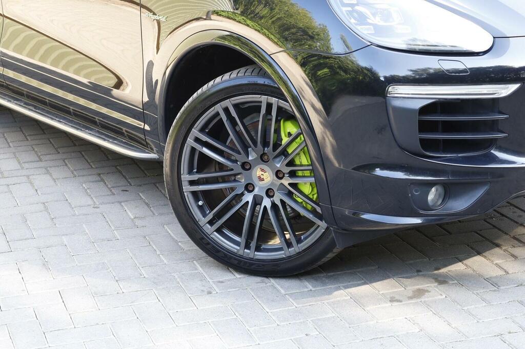 Porsche Cayenne Suv Black #84