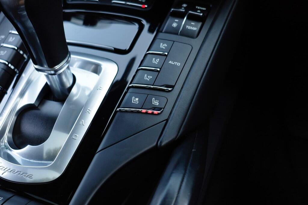 Porsche Cayenne Suv Black #46