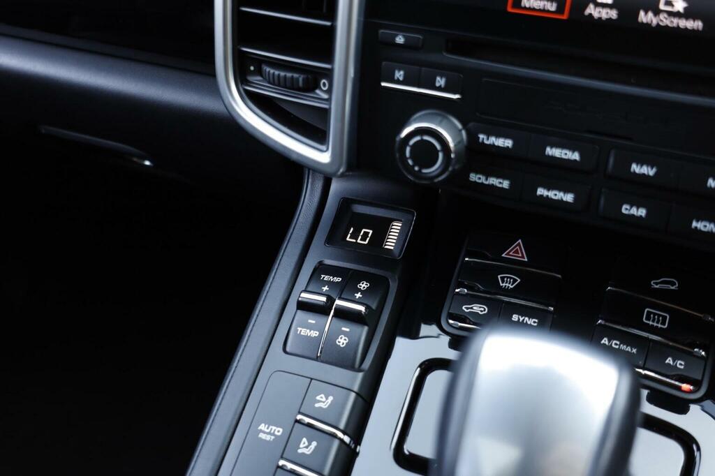 Porsche Cayenne Suv Black #39