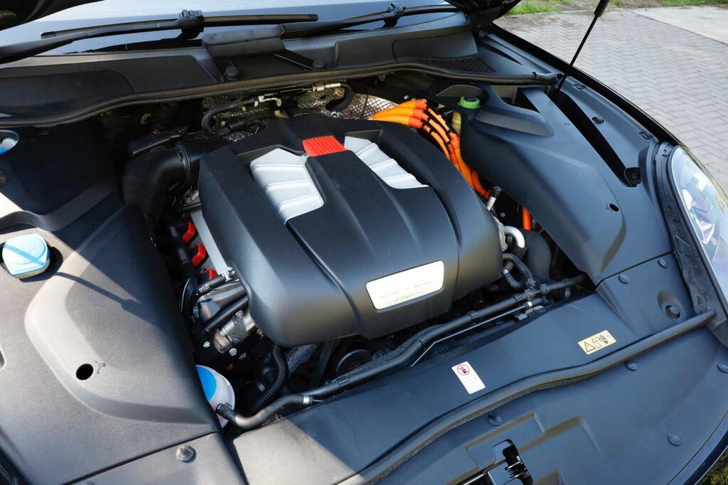 Porsche Cayenne Suv Black #10