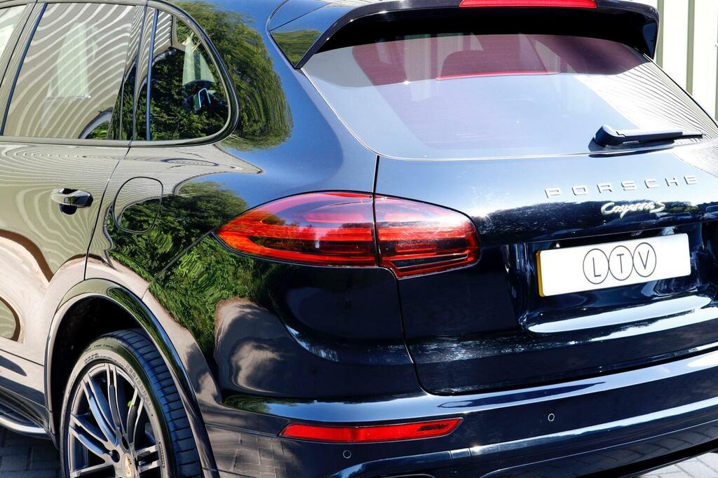 Porsche Cayenne Suv Black #87
