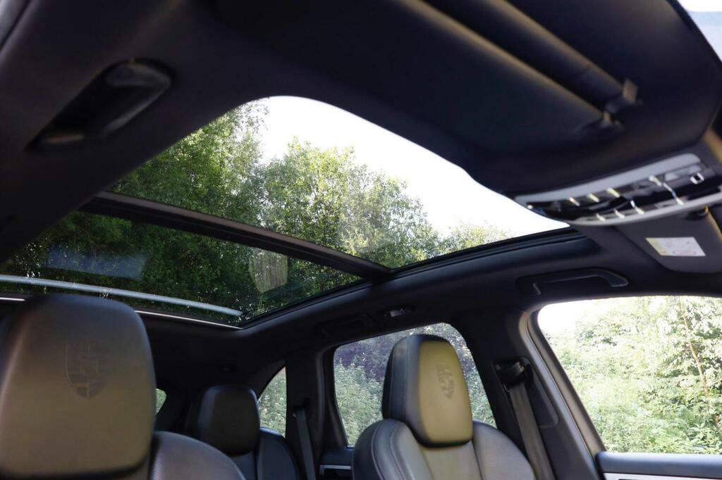 Porsche Cayenne Suv Black #20