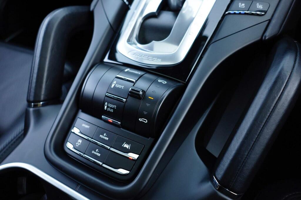 Porsche Cayenne Suv Black #27
