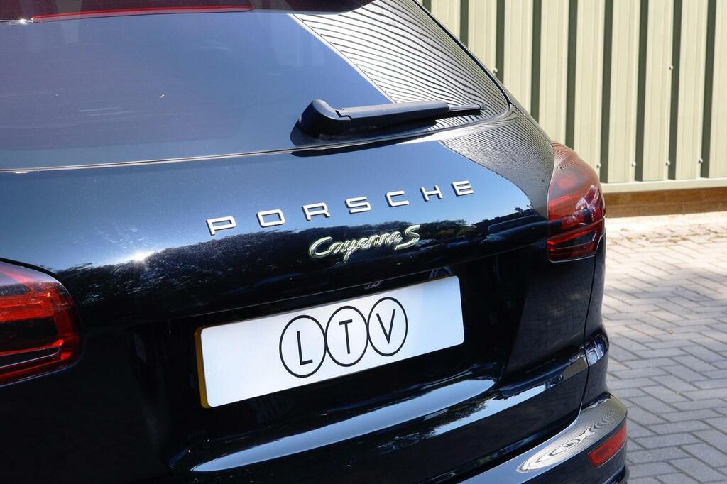 Porsche Cayenne Suv Black #90