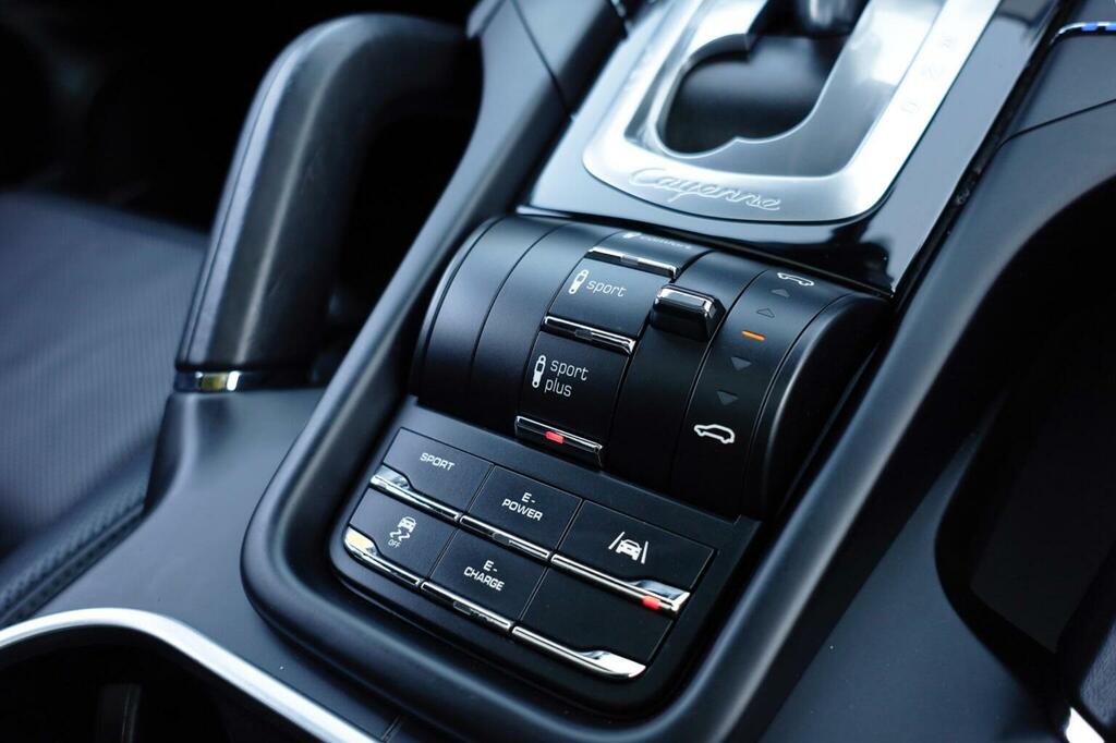 Porsche Cayenne Suv Black #29