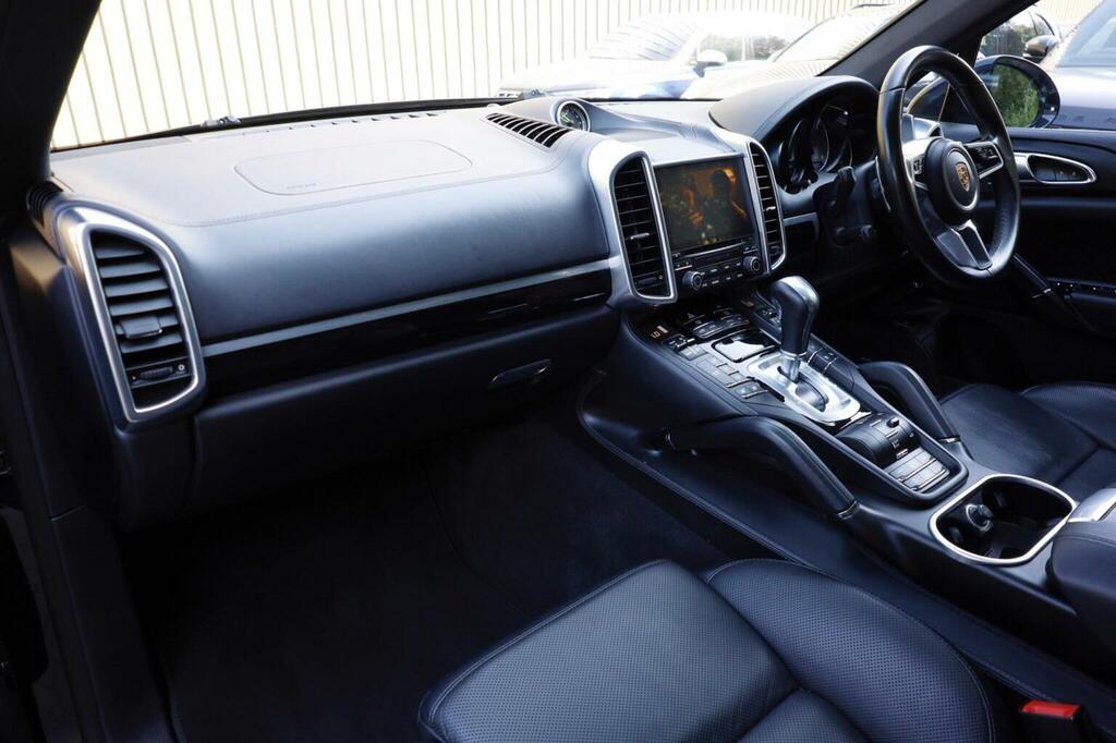 Porsche Cayenne Suv Black #19