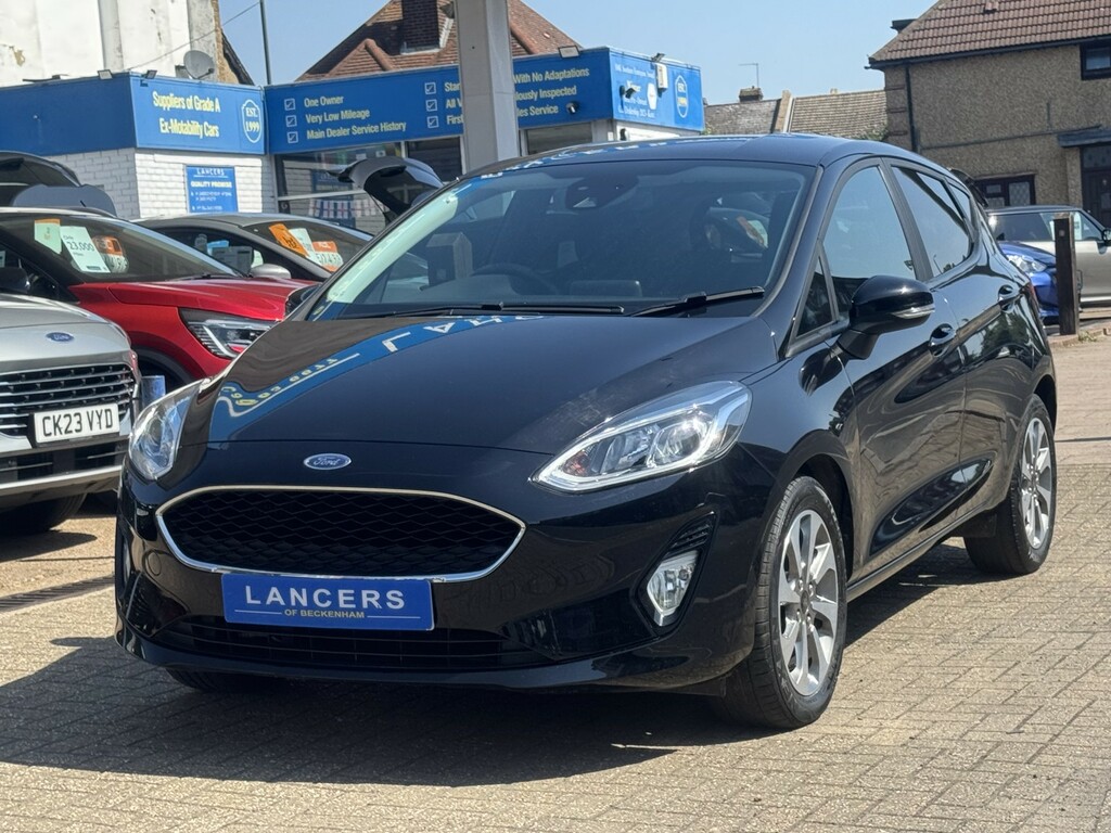 Ford Fiesta 1.0 Fiesta Trend 1.0L Ecoboost Hybrid 125Ps LA21VYH Black