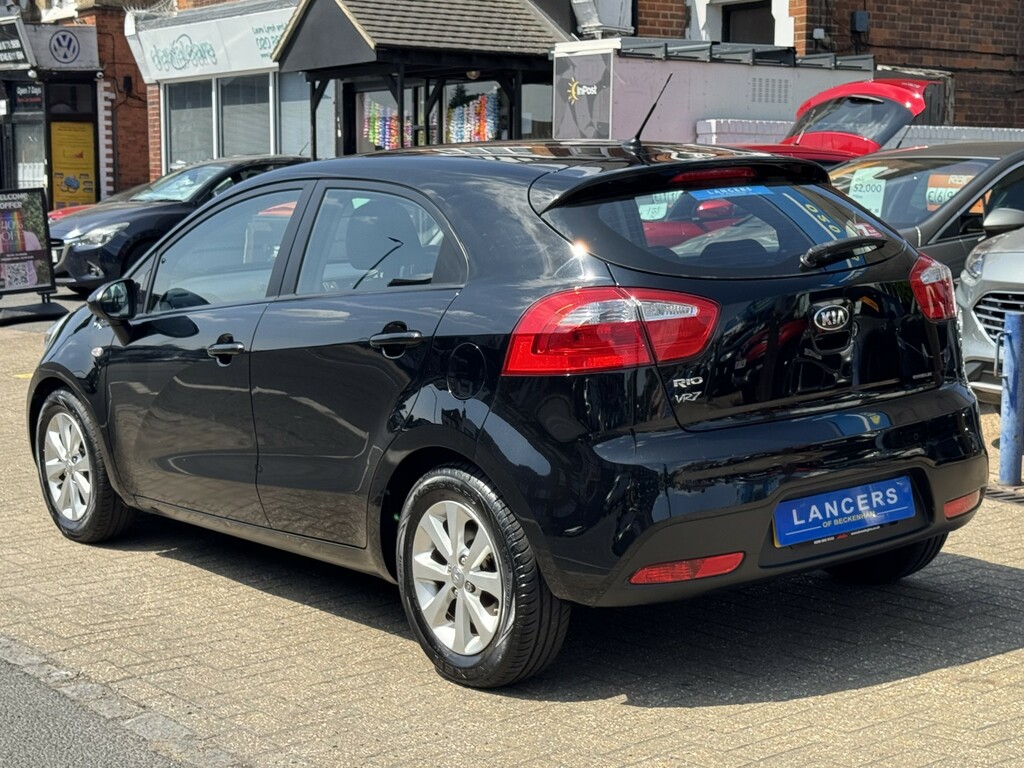 Kia RIO 1.3 Vr7 Black #3