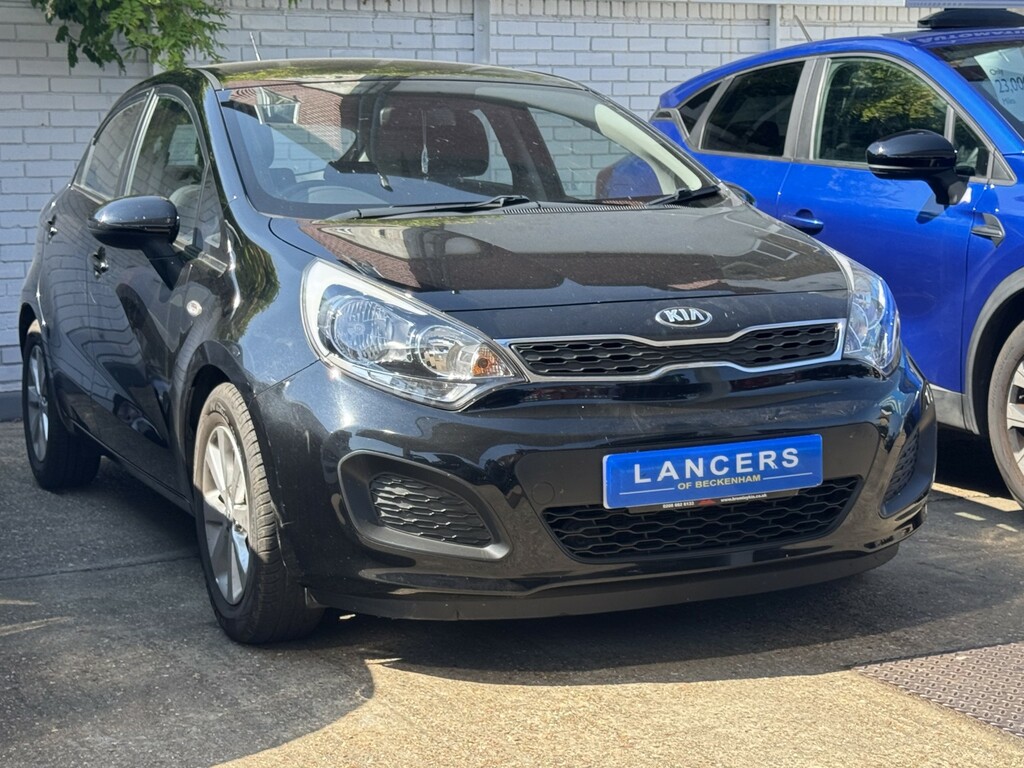 Kia RIO 1.3 Vr7 Black #3