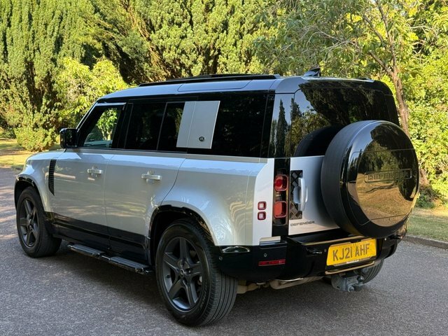 Land Rover Defender 110 D250 Mhev X-dynamic Se Silver #4