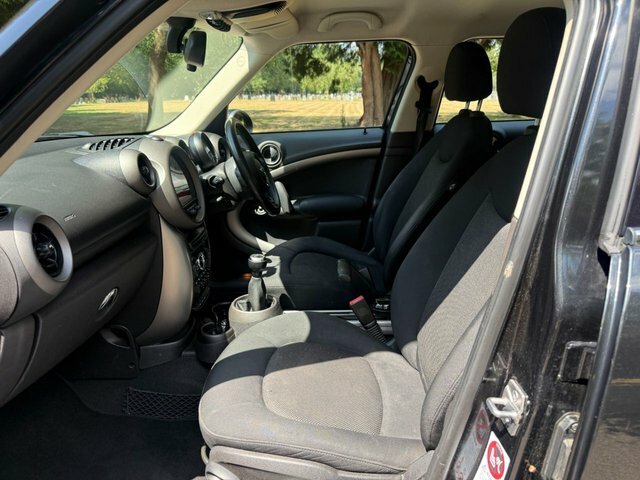 Mini Countryman Hatchback #14