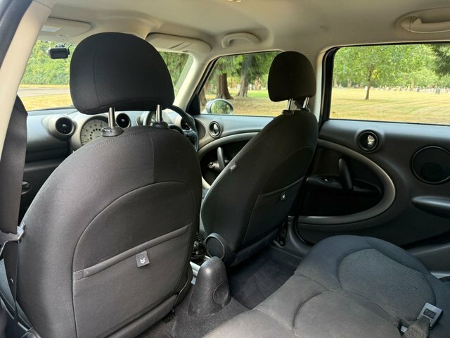 Mini Countryman Hatchback #23
