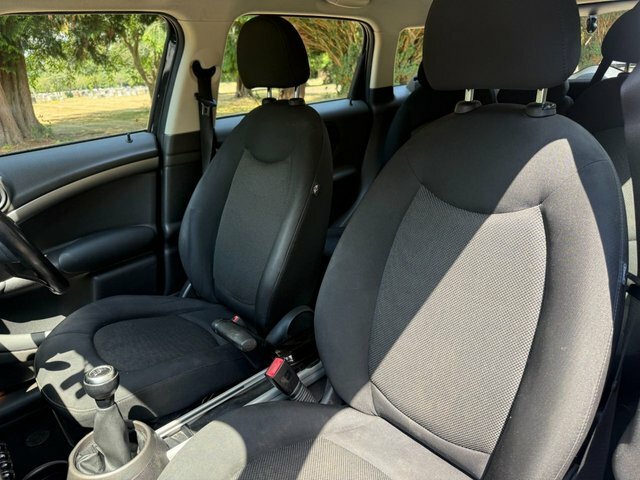 Mini Countryman Hatchback #16