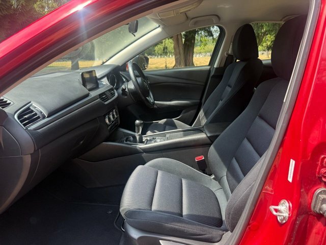 Mazda 6 Skyactiv-d Sport Nav Saloon Silver #14