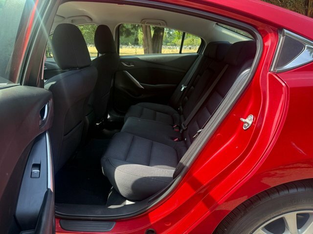 Mazda 6 Skyactiv-d Sport Nav Saloon Silver #21