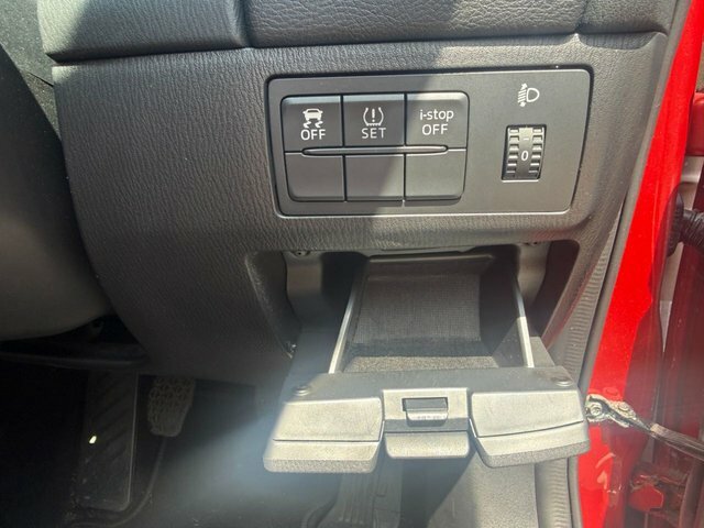 Mazda 6 Skyactiv-d Sport Nav Saloon Silver #40