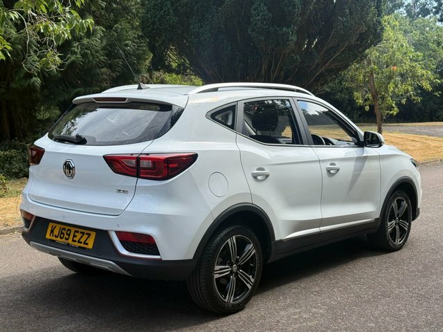 MG ZS 44.5Kwh Exclusive Blue #8