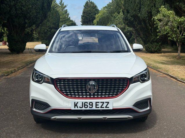MG ZS Vti-tech Limited Edition Suv White #3