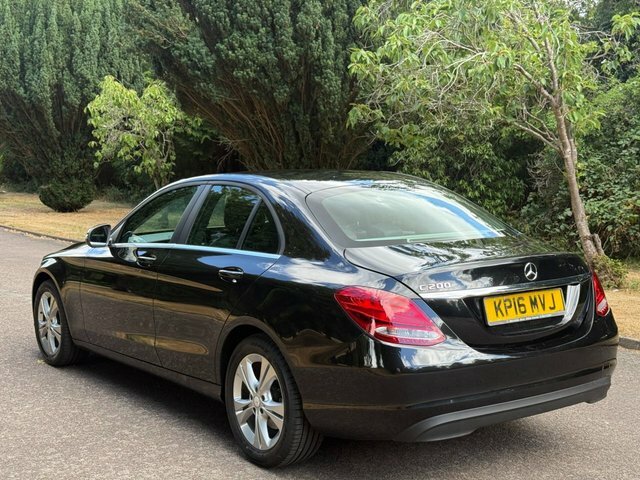 Mercedes-Benz C Class C200 Se Saloon Black #5