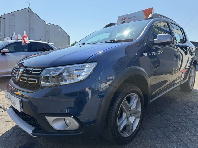 Dacia Sandero Stepway 1.5 Dci Laureate Euro 6 SV67WKO Blue #5