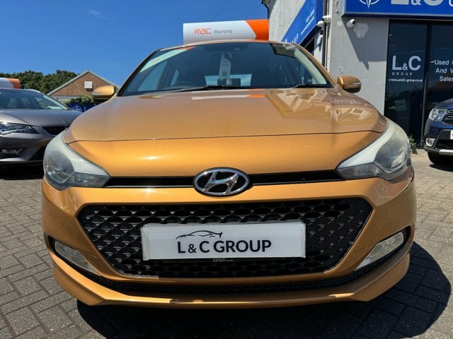 Hyundai I20 1.2 Blue Drive Se OU65URY Orange #4