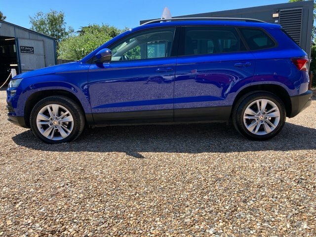 Skoda Karoq 1.0 Tsi Gpf Se Technology MW69XXM Blue #5