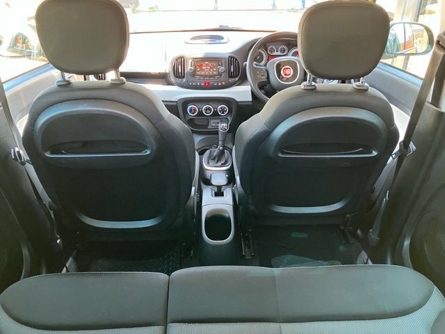 Fiat 500L 1.6 Multijet Lounge Tax- Black #18