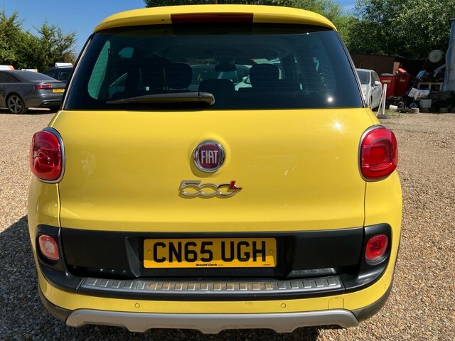 Fiat 500L 1.6 Multijet Lounge Tax- Black #8