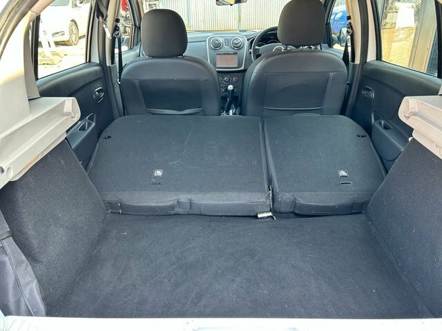 Dacia Sandero Stepway Stepway 0.9 Tce 90Bhp White #32
