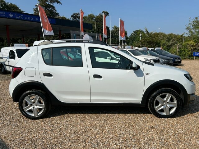 Dacia Sandero Stepway 0.9 Tce Laureate White #5