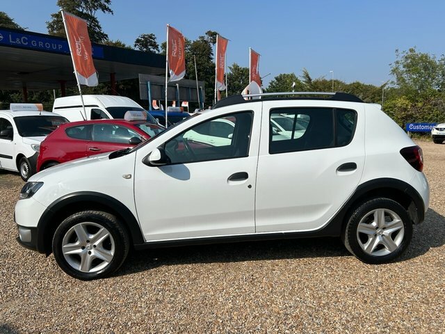 Dacia Sandero Stepway 0.9 Tce Laureate White #6