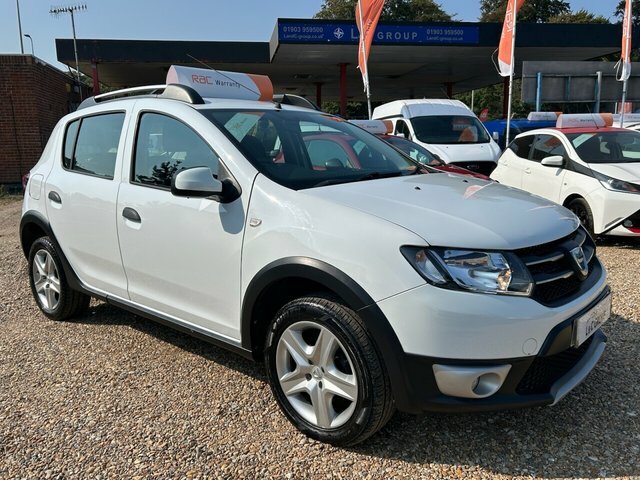 Dacia Sandero Stepway 0.9 Tce Laureate White #2
